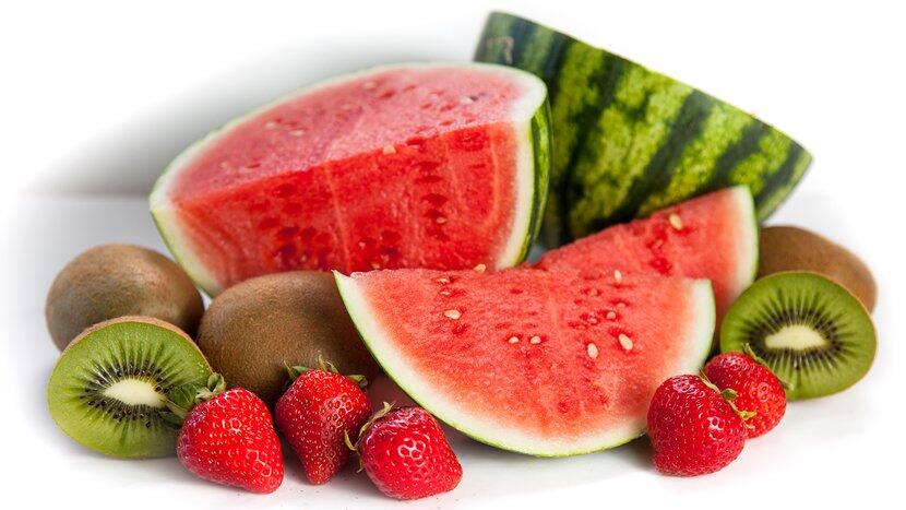 3 summer fruits you need to eat header 830x467